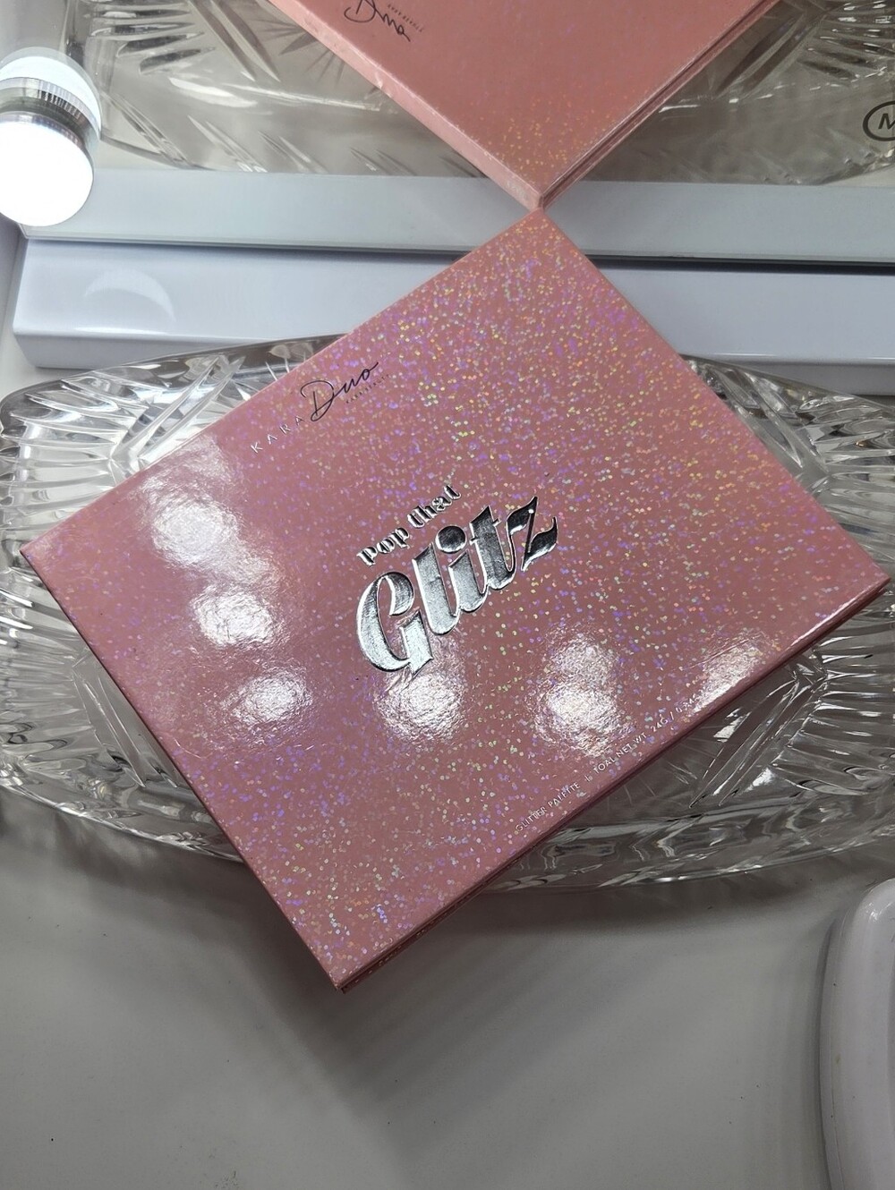 Kara Beauty Pop That Glitz 30 Shade Pressed Glitter Eyeshadow Palette